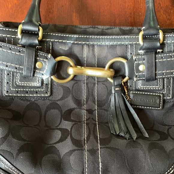 Authentic Coach Hampton Signature Tote Carryall - Picture 7 of 9